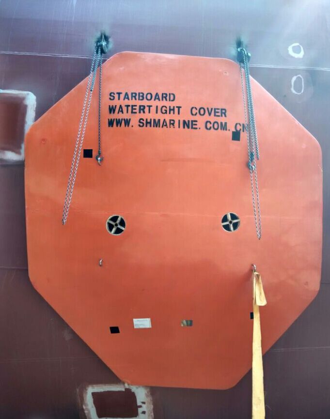 WATER TIGHT COVER FOR BOW THRUSTER